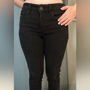 American Eagle Black Skinny Jeans size 2